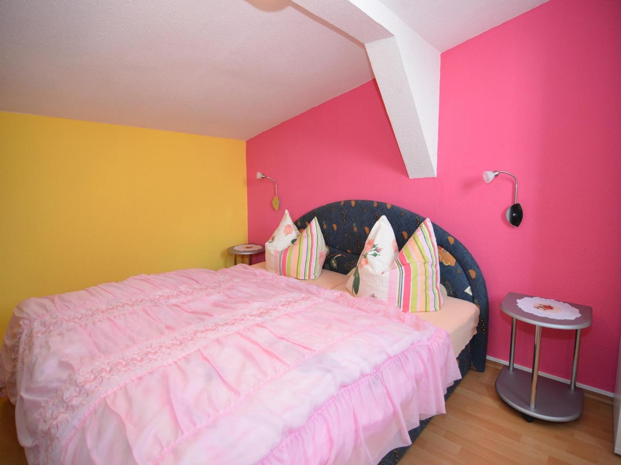 Holiday Home In Neustadt Am Rennsteig With Pond 외부 사진