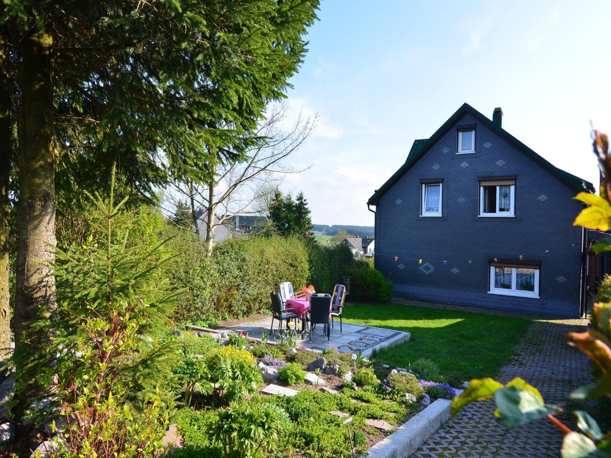 Holiday Home In Neustadt Am Rennsteig With Pond 외부 사진