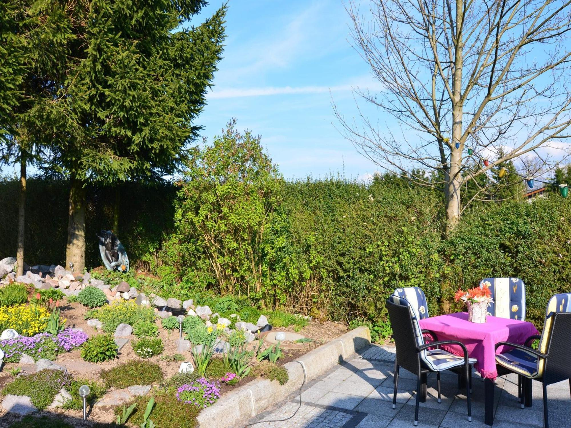 Holiday Home In Neustadt Am Rennsteig With Pond 외부 사진
