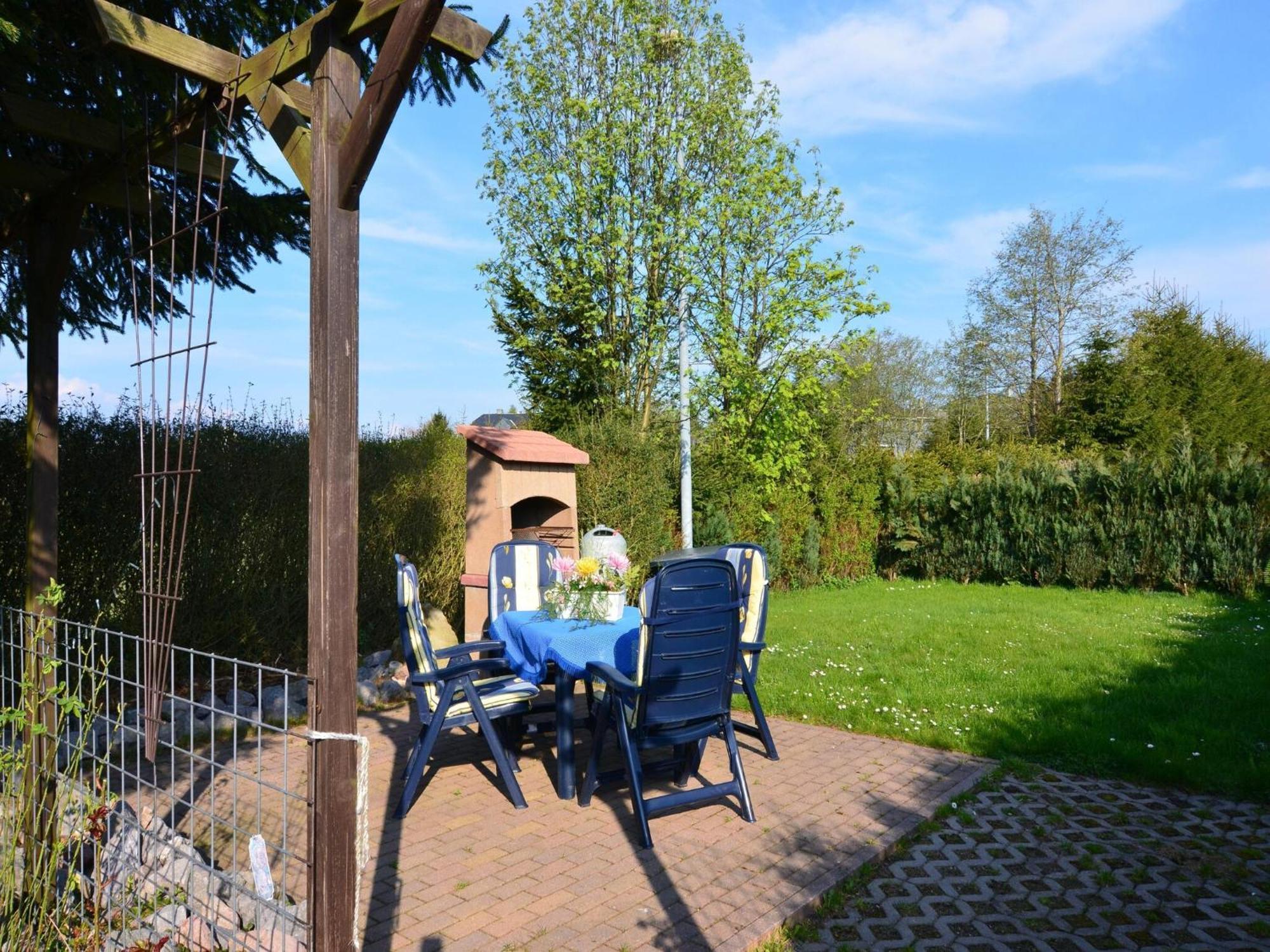 Holiday Home In Neustadt Am Rennsteig With Pond 외부 사진
