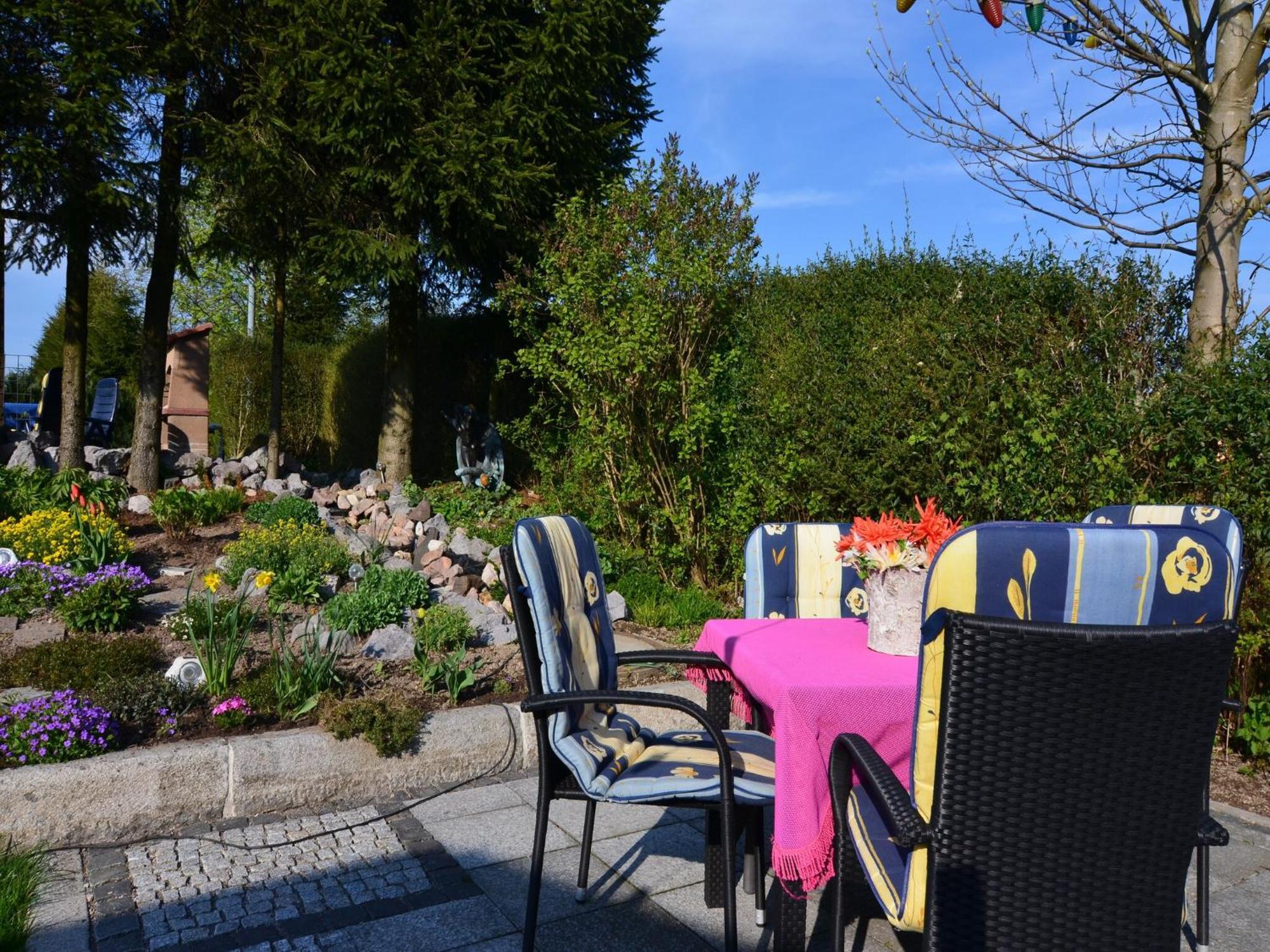 Holiday Home In Neustadt Am Rennsteig With Pond 외부 사진