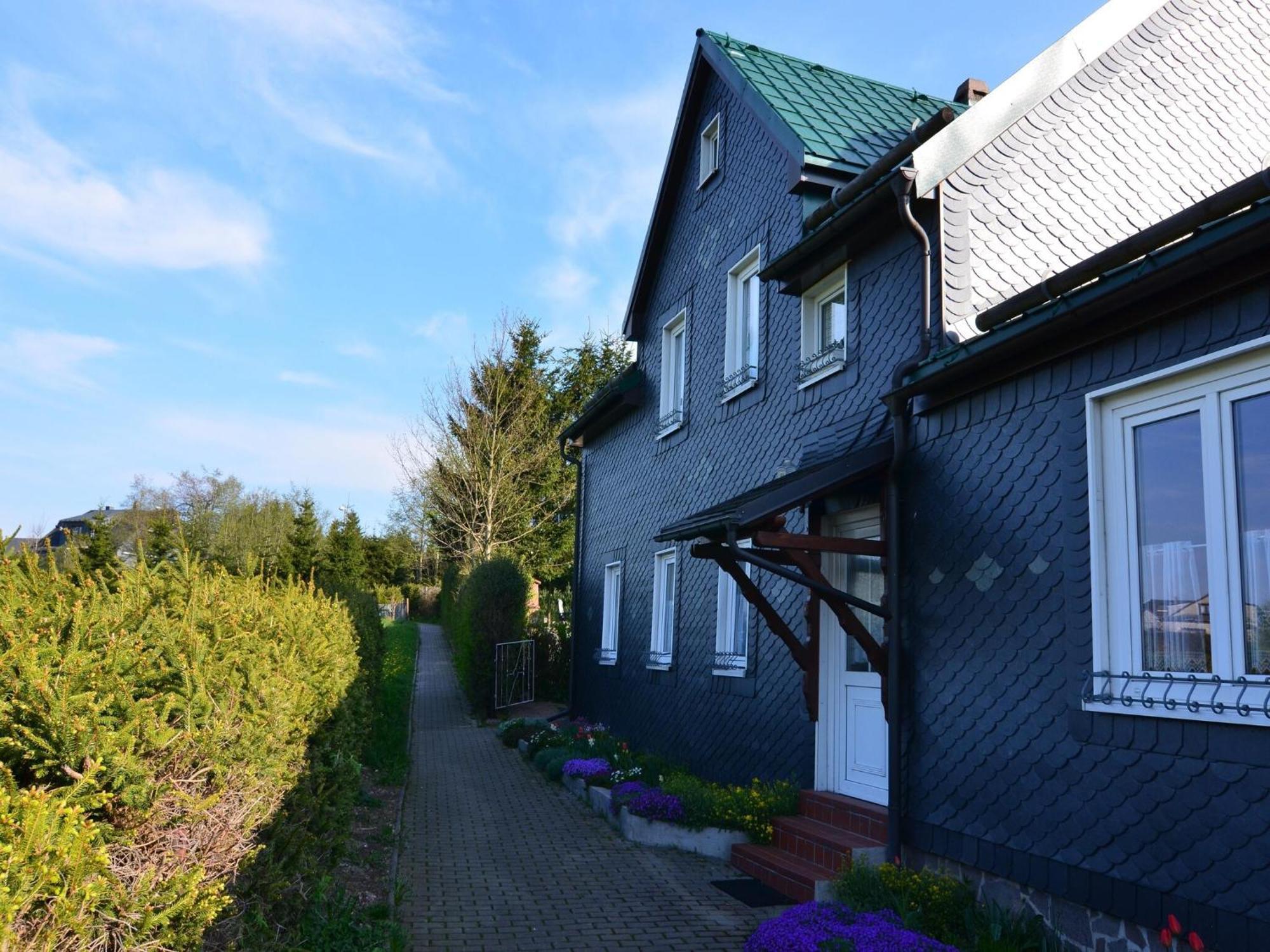 Holiday Home In Neustadt Am Rennsteig With Pond 외부 사진