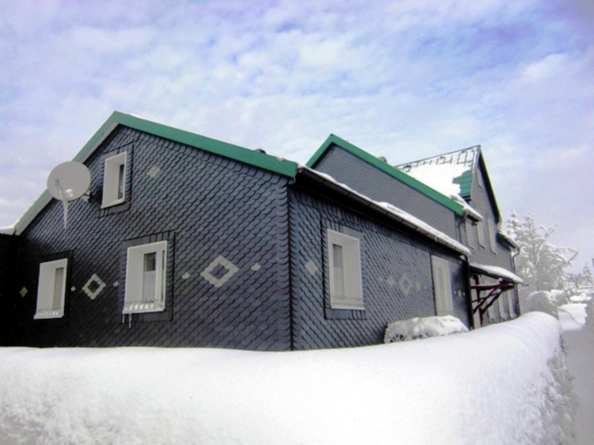 Holiday Home In Neustadt Am Rennsteig With Pond 외부 사진