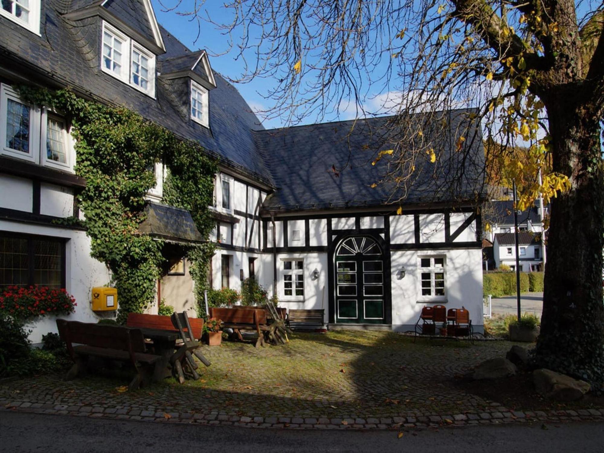 Holiday Home In Neustadt Am Rennsteig With Pond 외부 사진